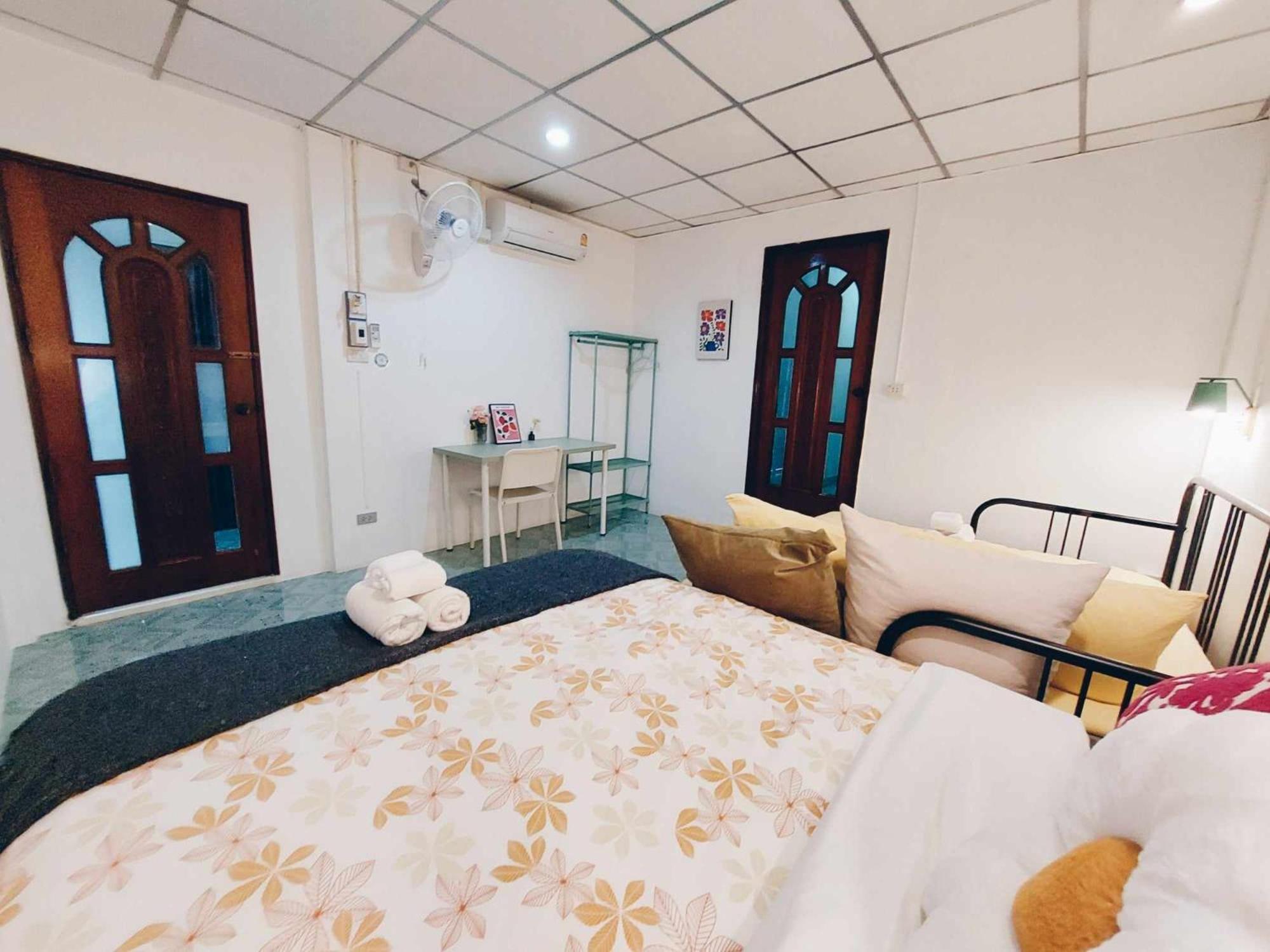 Auberge de jeunesse Hello Sunshine à Ayutthaya Extérieur photo