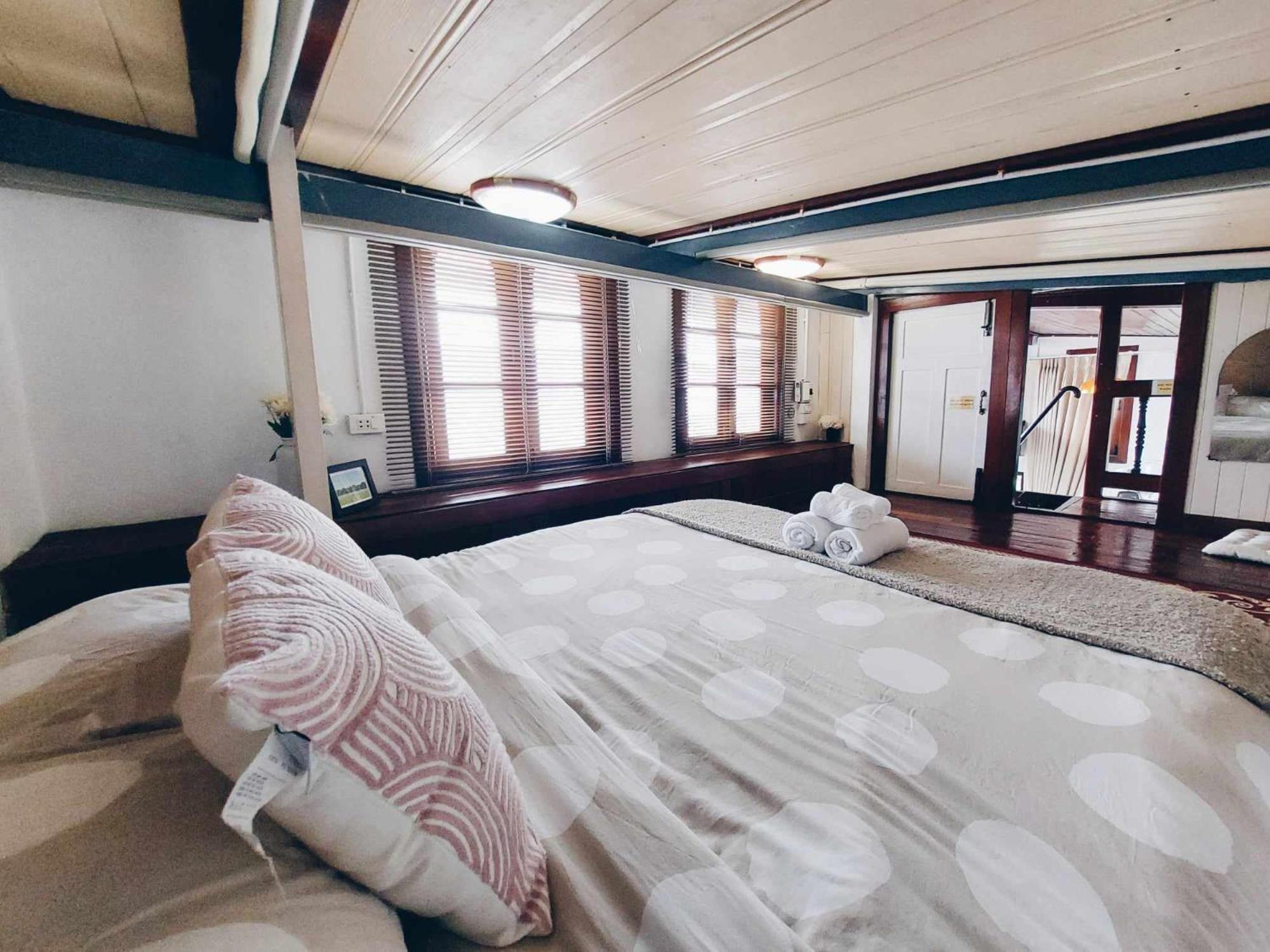 Auberge de jeunesse Hello Sunshine à Ayutthaya Extérieur photo