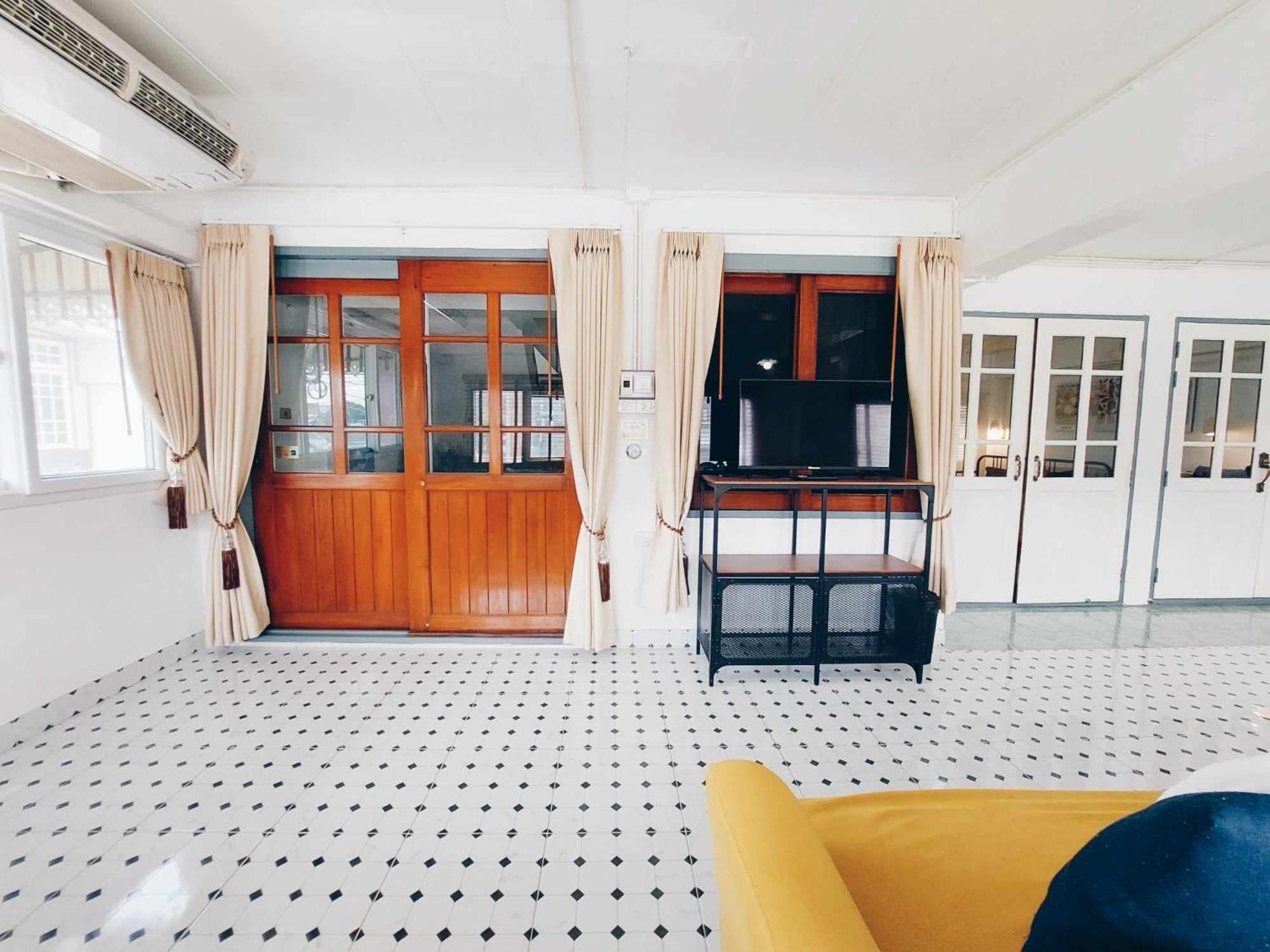 Auberge de jeunesse Hello Sunshine à Ayutthaya Extérieur photo