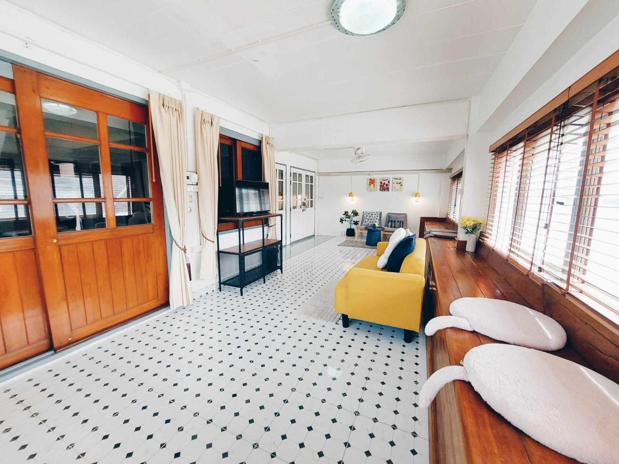 Auberge de jeunesse Hello Sunshine à Ayutthaya Extérieur photo