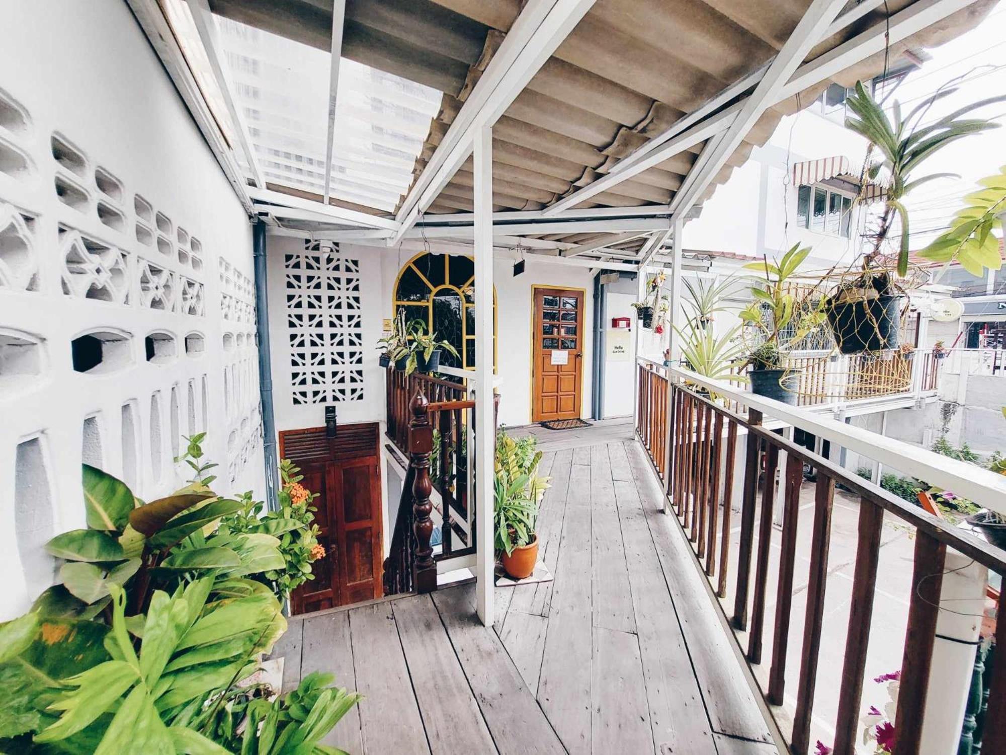 Auberge de jeunesse Hello Sunshine à Ayutthaya Extérieur photo